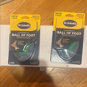 Dr. Scholl's Black and Green Athletic metatarsal pain relief pads